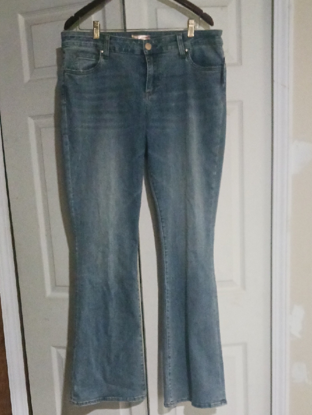 Classic Women's Blue Flared Jeans